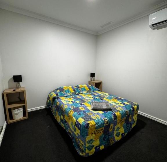 스탠다드 룸, Ghk   Grand Hotel Kalgoorlie