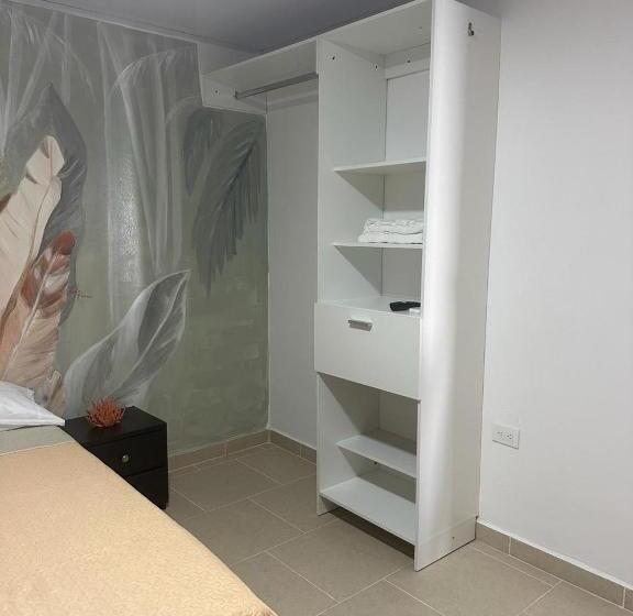 Standardzimmer, Leonor’s Guest House