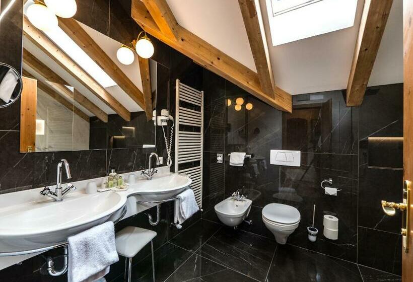 Люкс, Alpin & Vital Hotel La Perla