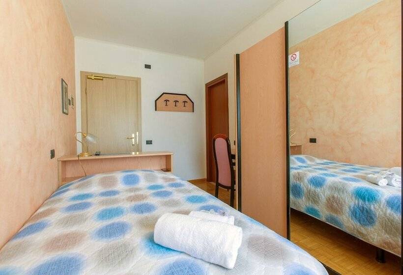 Номер Комфорт Индивидуальный, Grand Hotel Gortani
