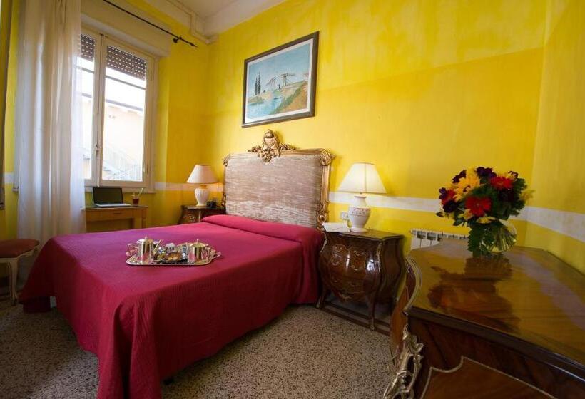 Habitación Estándar, Biagiotti
