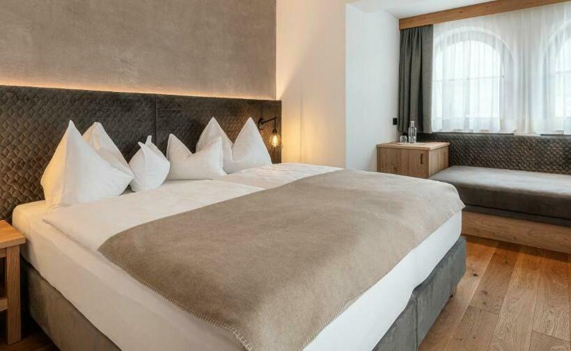 Номер Superior, Niblea Dolomites