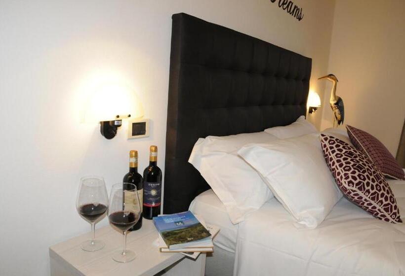 Romantic Room, Rombino