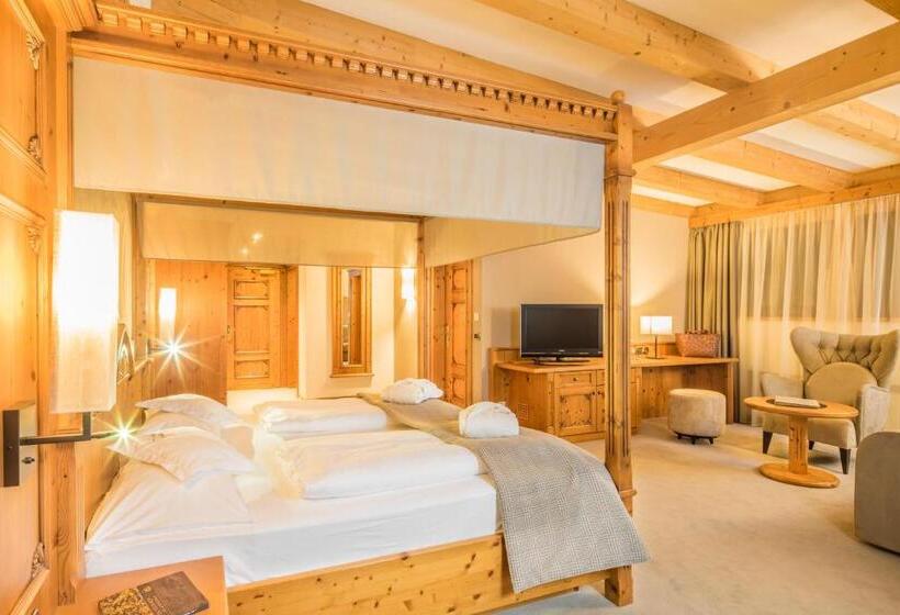 سوییت جونیور لوکس, Savoy Dolomites Luxury & Spa