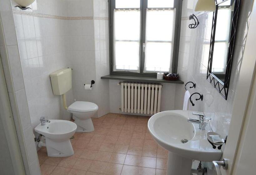 Номер Стандарт Трехместный, Villa Chiara