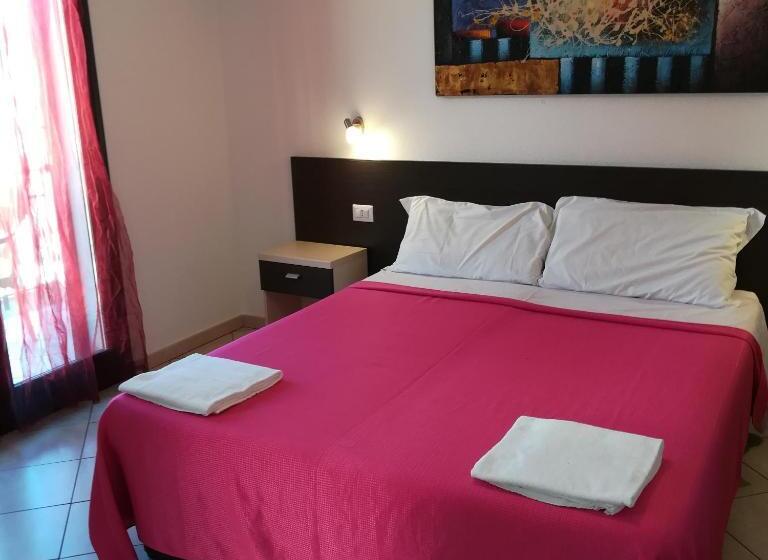 バルコニー付きスタンダードトリプルルーム, La Locanda Del Mare B&b