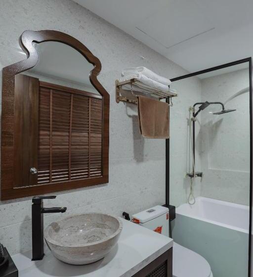 اتاق استاندارد چهار تخته, Maya Hotel 4