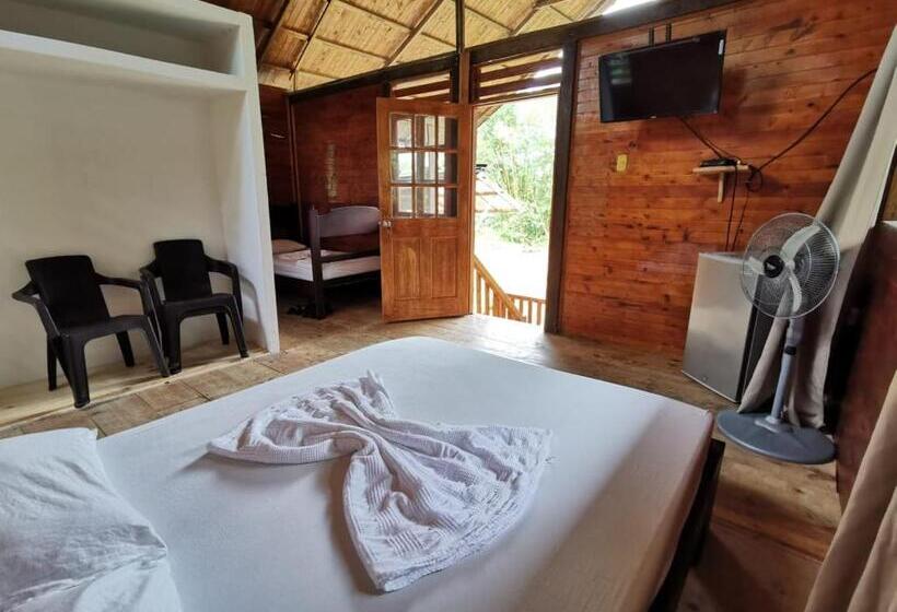 Номер Стандарт Трехместный, Ecogreen Hotel   San Cipriano