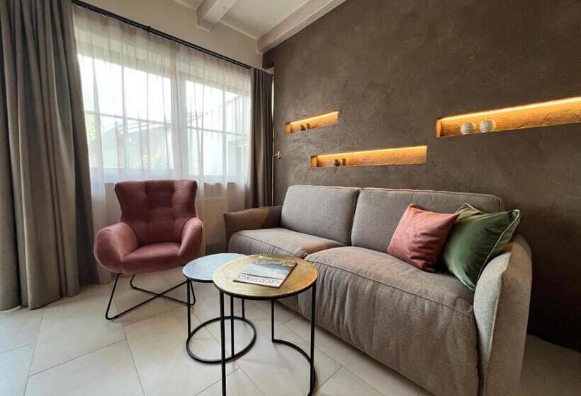 דירת חדר עם טרסה, Das Grafenstein Familienresidence