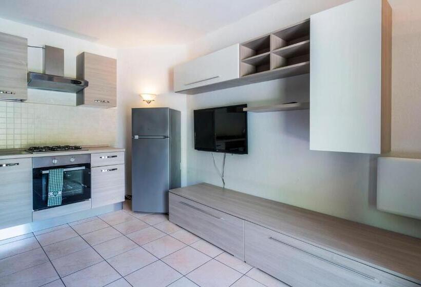 استودیوی استاندارد, Residence Covalou