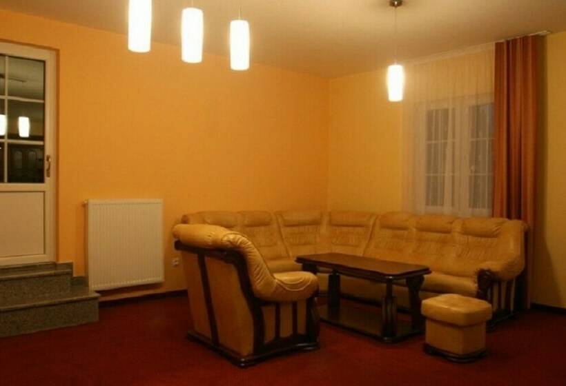 Номер Стандарт, Penzion Josu