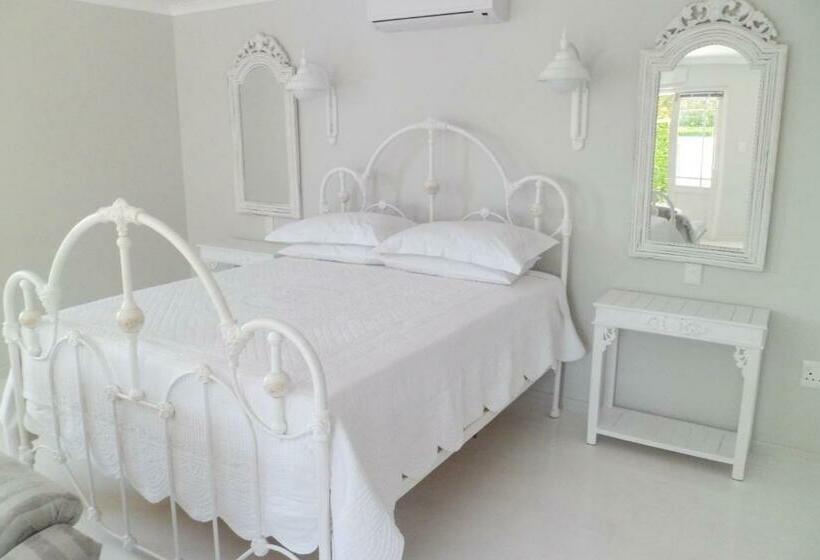 Номер Стандарт, Kastelein Guesthouse