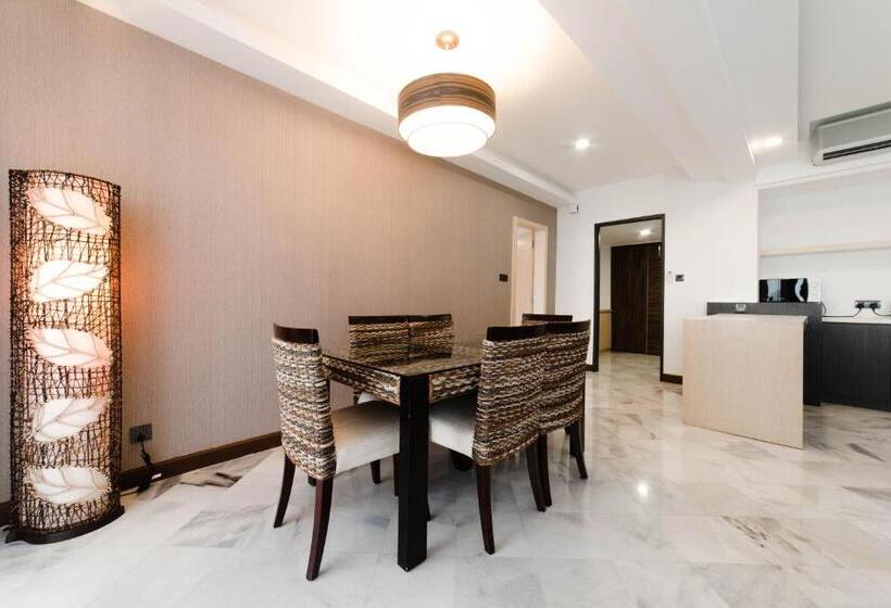 Королевский Люкс, Tunamaya Beach & Spa Resort – Desaru