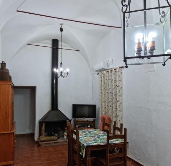 1间卧室的房子, Albergue De Espiel