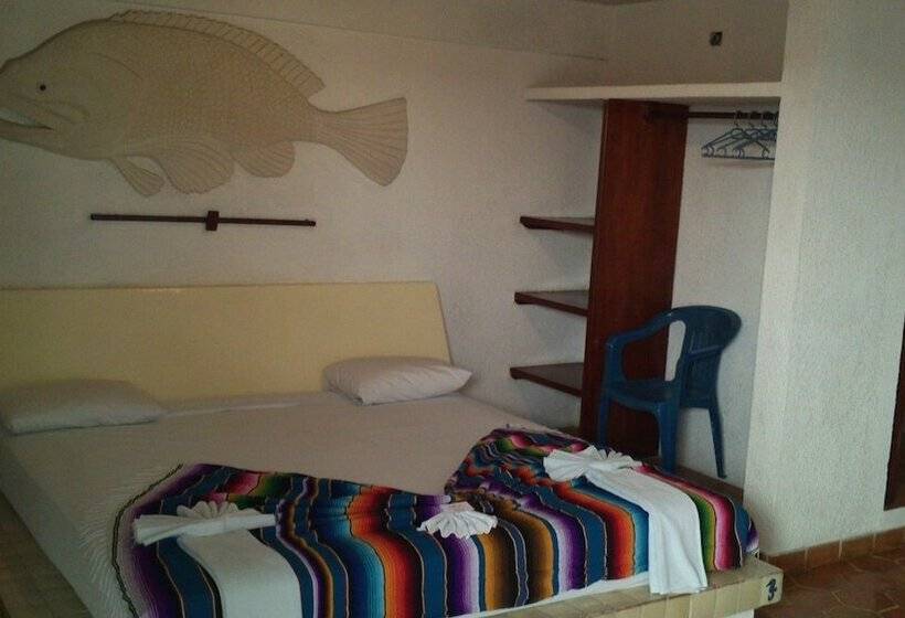 اتاق خانوادگی, Safari Inn