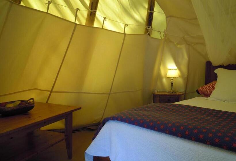 Standard Tent, La Atrevida