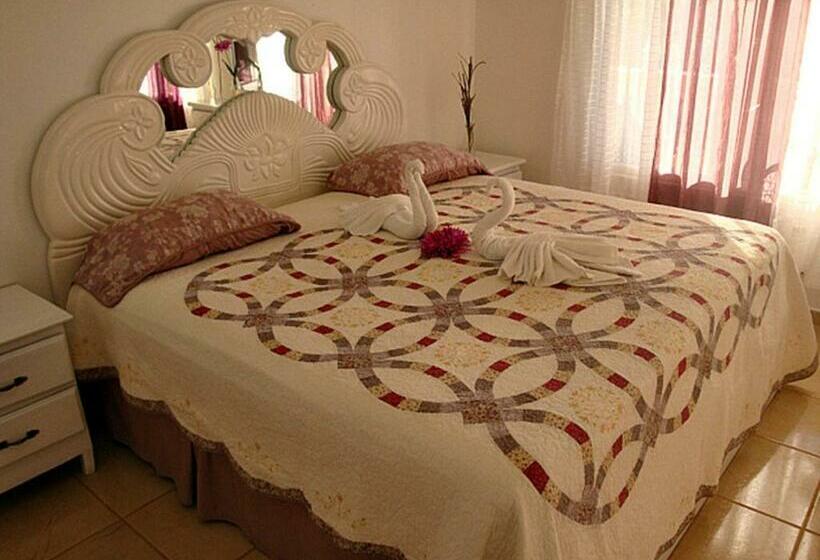 اتاق استاندارد چهار تخته, El Malecon B&b