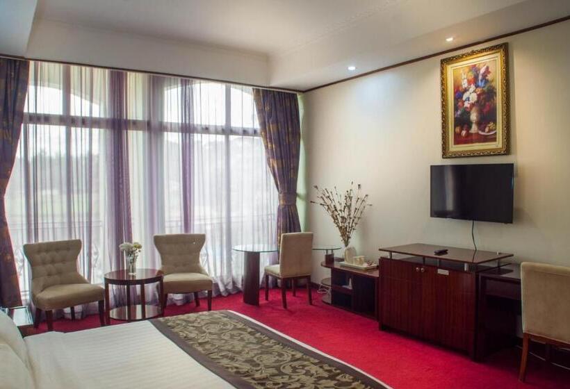 سوییت اجرایی, Lake View Resort