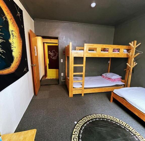 标准三人间, Doobaki Hostel