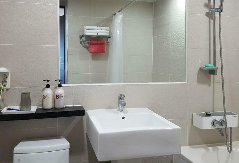 Люкс, Goodstay Motel Hill