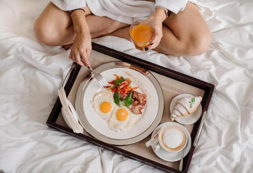 이코노미 룸, курортний готель золота корона