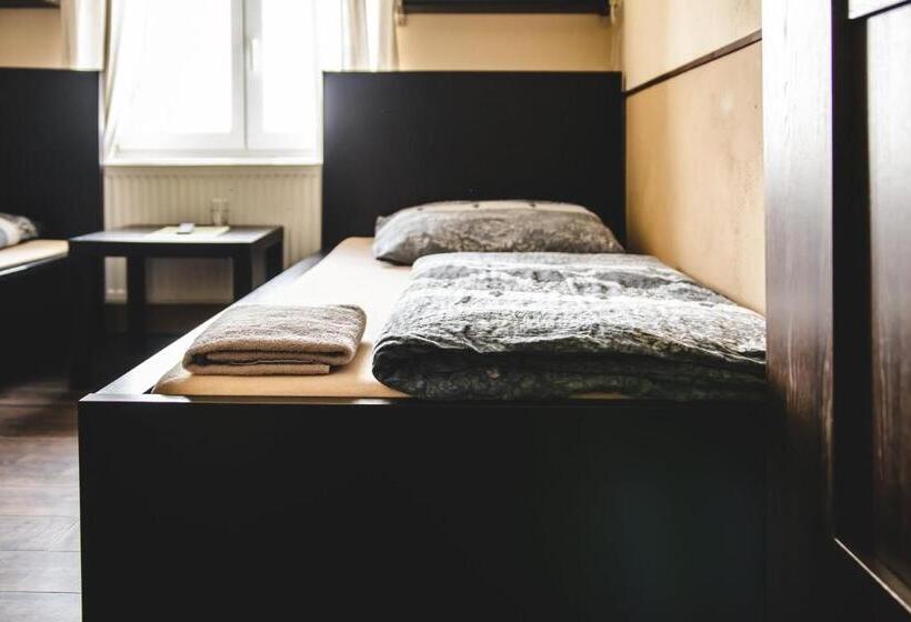 스탠다드 룸, Hostel U Arény