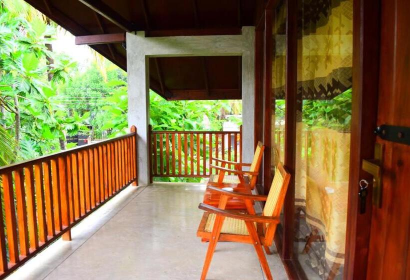高级园景房, Liyana Holiday Resort