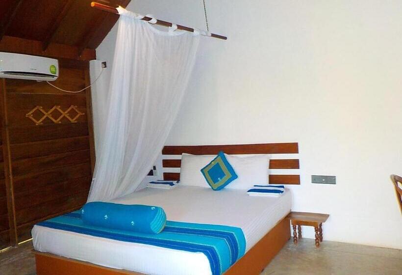 高级园景房, Liyana Holiday Resort