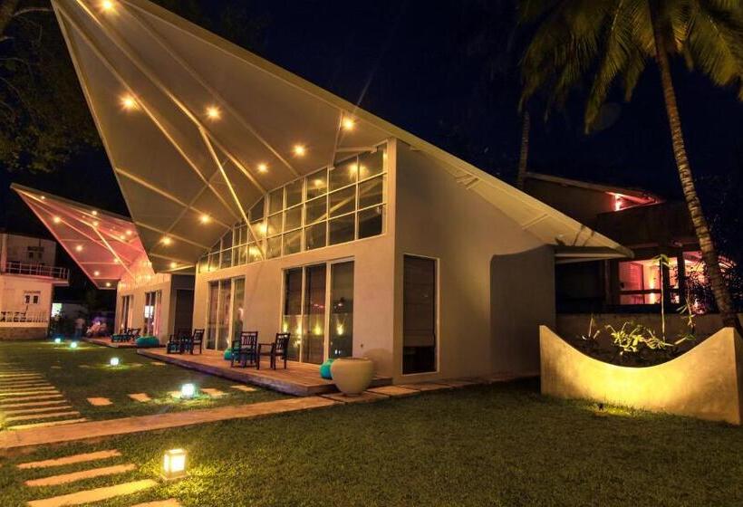 Шале 1 Спальня, Mawella Beach Resort