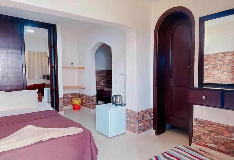 Economy Triple Room, Club Red Dahab Motel
