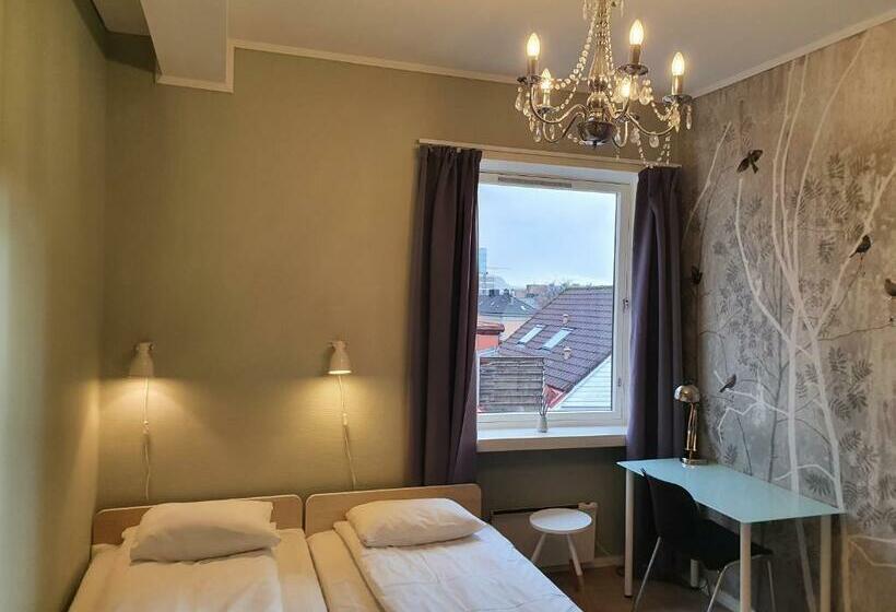 带共用浴室的标准房间, City Hostel Bergen