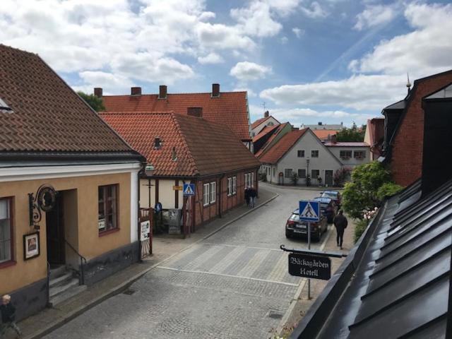 Номер Стандарт, L Bäckagården