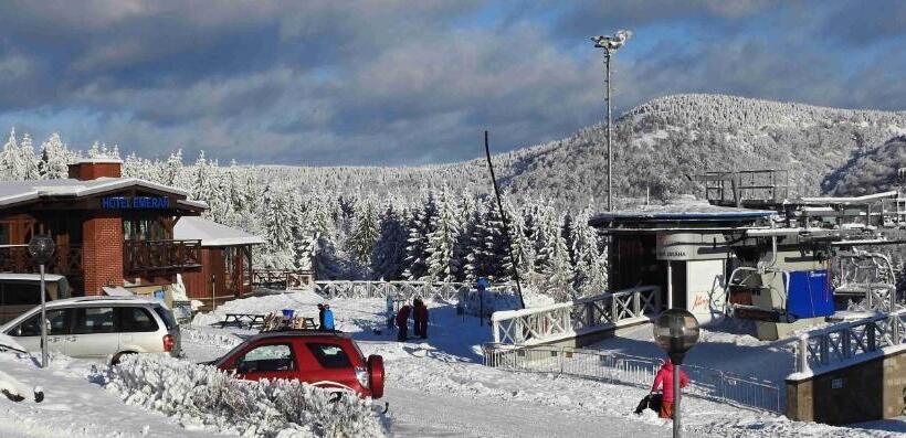 Standard Szoba Erkéllyel, Emeran