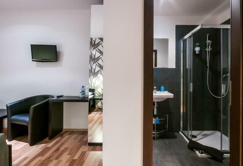 Номер Стандарт, Vv Hotel & Apartments