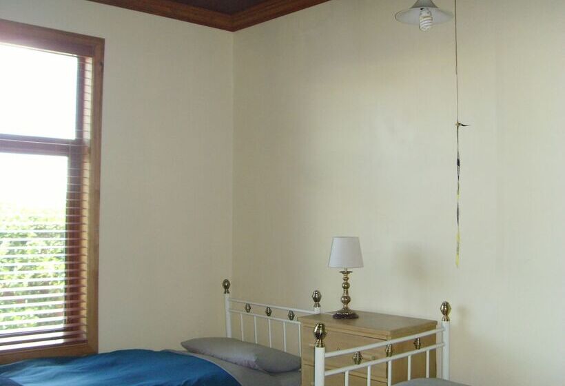מיטה בחדר משותף, Big Tree Lodge Methven