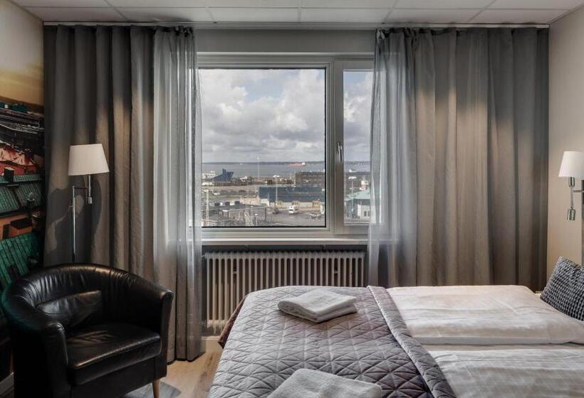 اتاق استاندارد با سرویس بهداشتی مشترک, Dream  Luxury Hostel