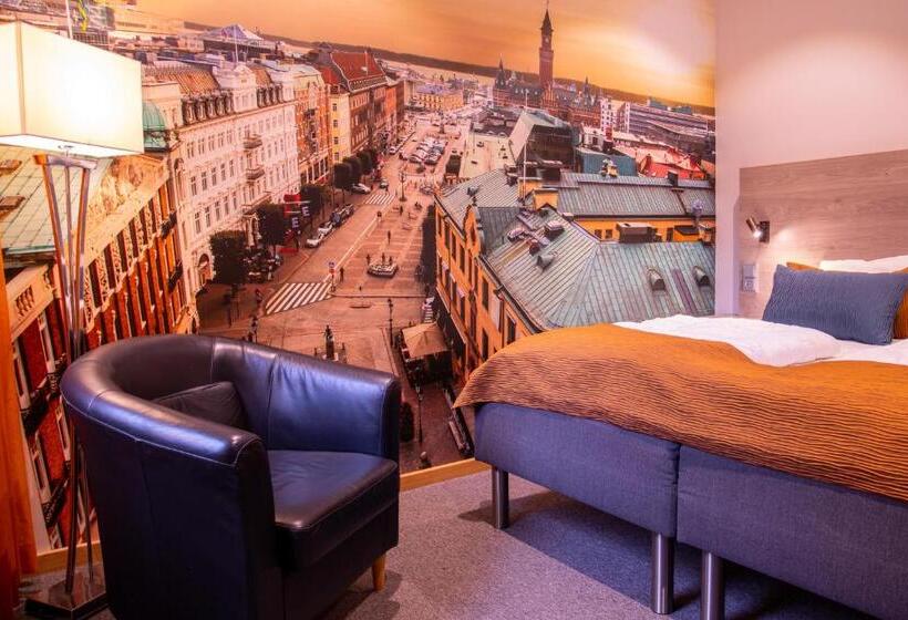 اتاق استاندارد سه تخته با سرویس بهداشتی مشترک, Dream  Luxury Hostel