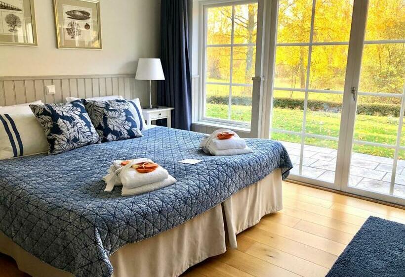 Номер Стандарт, Gränsö Slott Hotel & Spa