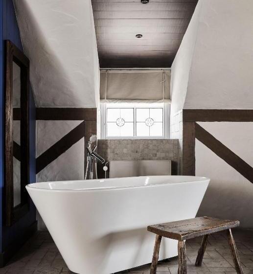 Suite Deluxe, Helgeand Wisby