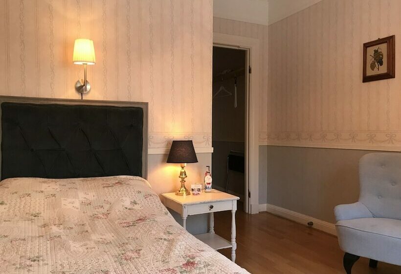 Номер Стандарт Индивидуальный, L Plevnagården
