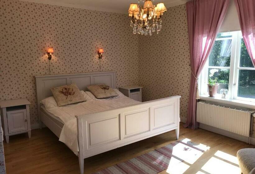 Номер Стандарт, L Plevnagården