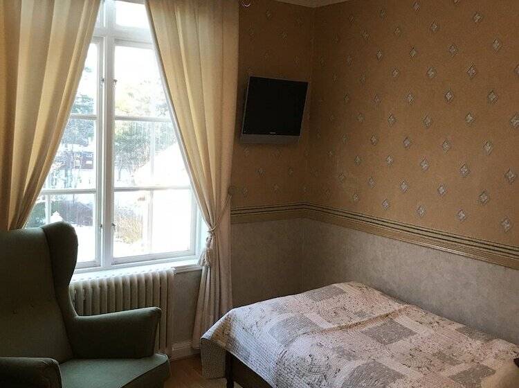 Номер Стандарт Индивидуальный, L Plevnagården