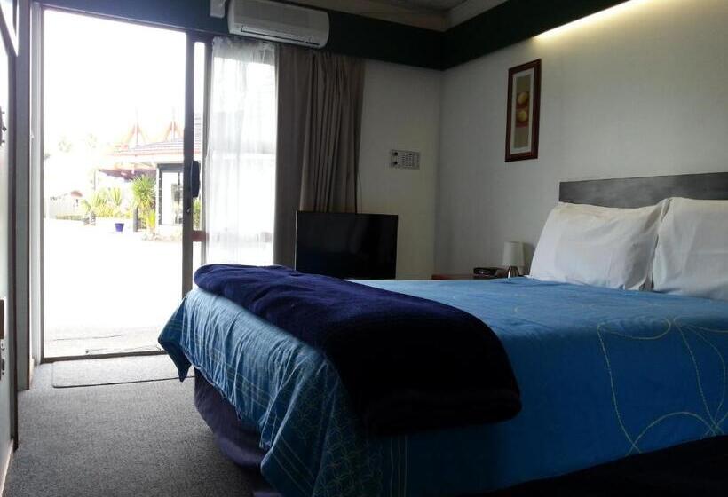 スーペリアールーム, Orana Motor Inn & Restaurant