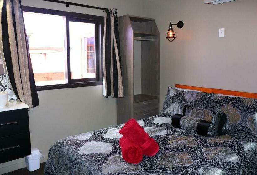 Номер Стандарт, The Duke Hostel