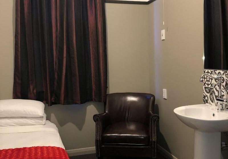 Номер Стандарт Индивидуальный, The Duke Hostel