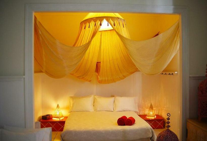חדר משפחתי חדר אמבטיה משותף, Aloha Beach House H
