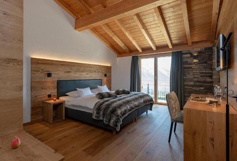 اتاق استاندارد, Berghotel Tgantieni