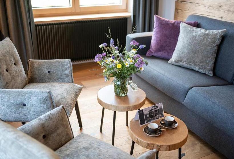 סוויטת ג'וניור, Berghotel Tgantieni