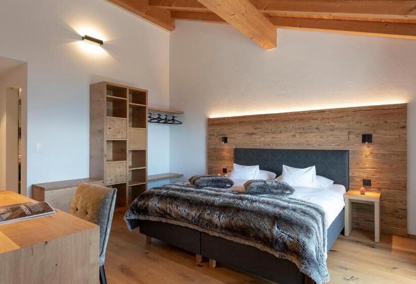 اتاق استاندارد, Berghotel Tgantieni