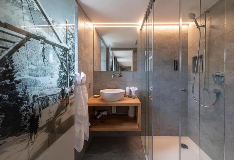 סוויטת ג'וניור, Berghotel Tgantieni